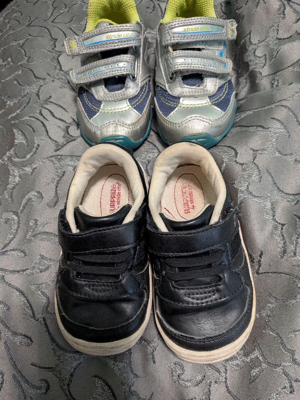 Stride Rite Silver & Navy Kids Sneakers And Black Toddler Size 5